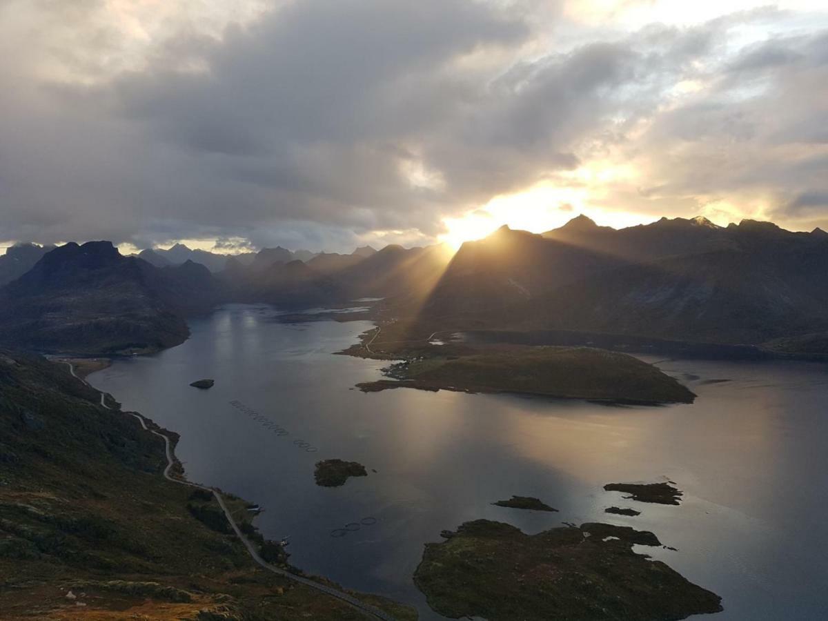 Lofoten Home Apartment Лекнес Экстерьер фото