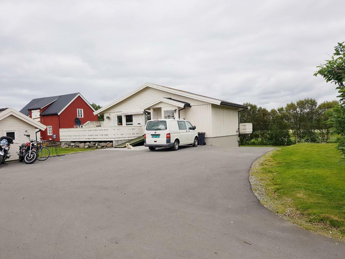 Lofoten Home Apartment Лекнес Экстерьер фото